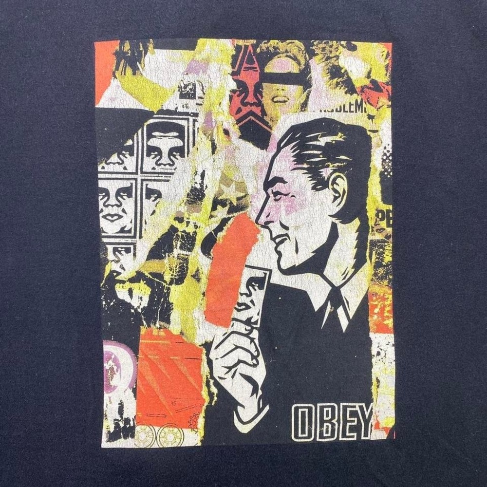 Vintage 2000s President Obama HOPE shirt